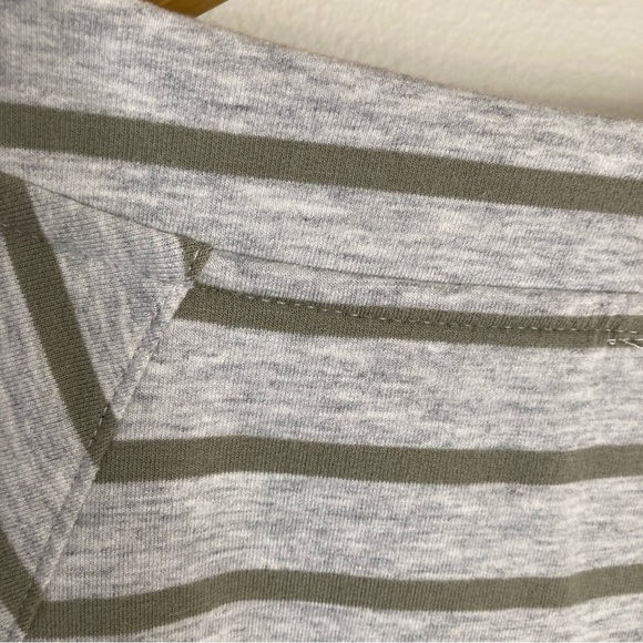 Chico’s Zenergy Size 1 Striped Gray and Green Dress - Picture 7 of 7